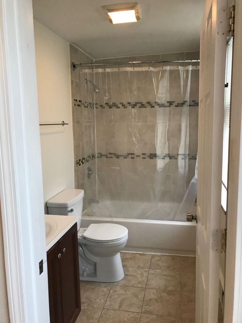 1 bed, 1 bath apartment for rent at 210 Maverick St Unit 5, East Boston — photo 5 of 8