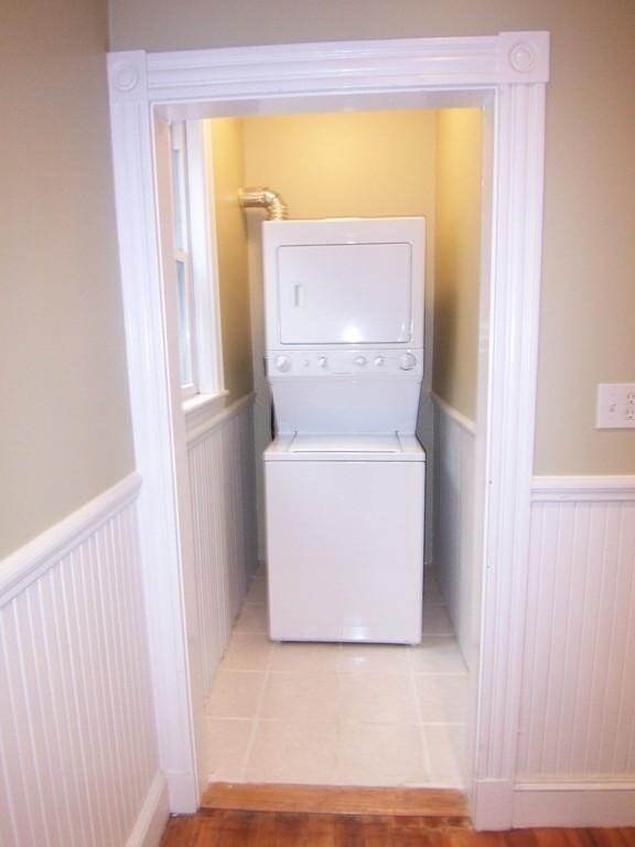 2 bed, 1 bath apartment for rent at 49 Pleasant St Unit 2, Dorchester — photo 6 of 7