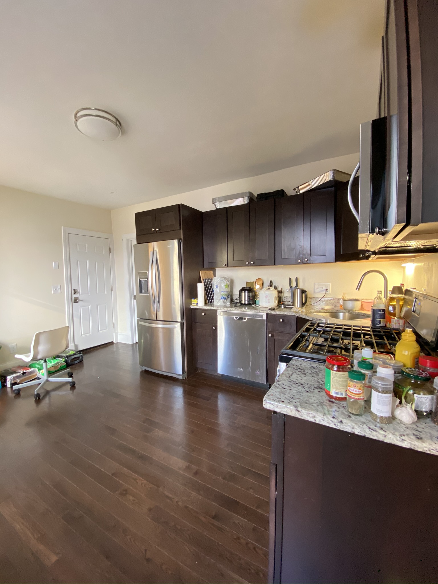 4 bed, 2 bath apartment for rent at 17 Willow Ave Unit 2, Back Bay