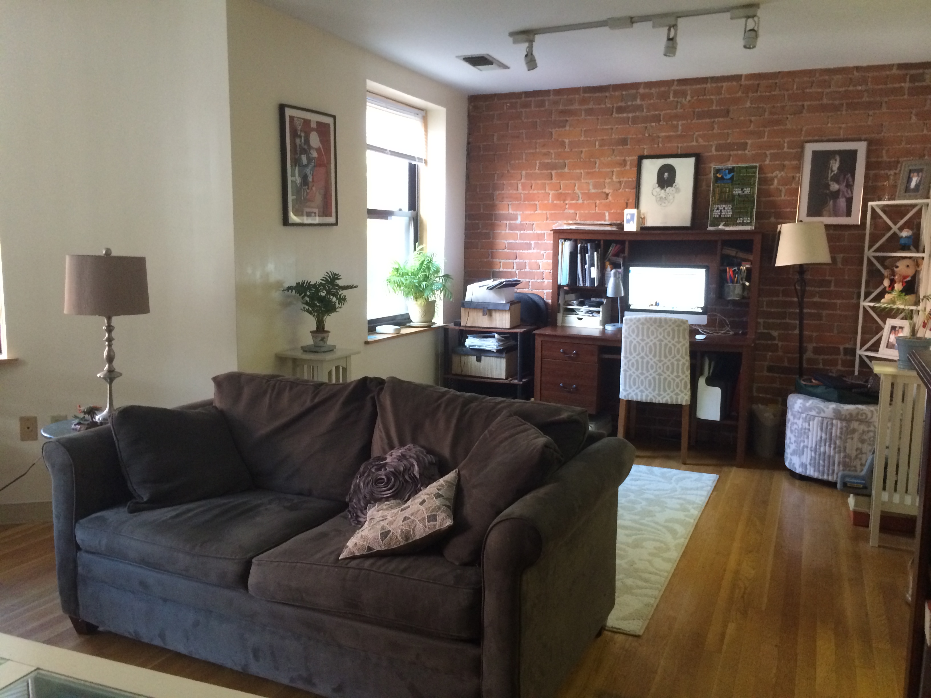 1 bed, 1 bath apartment for rent at 90 Gainsborough St Unit 203, Fenway
