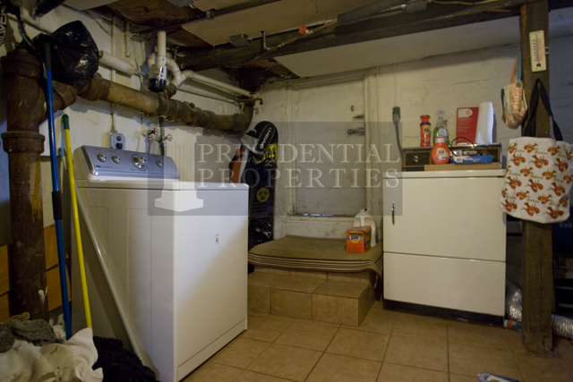 1.5 bed, 1 bath apartment for rent at 11 Ludlow St Unit 0, Charlestown — photo 9 of 16