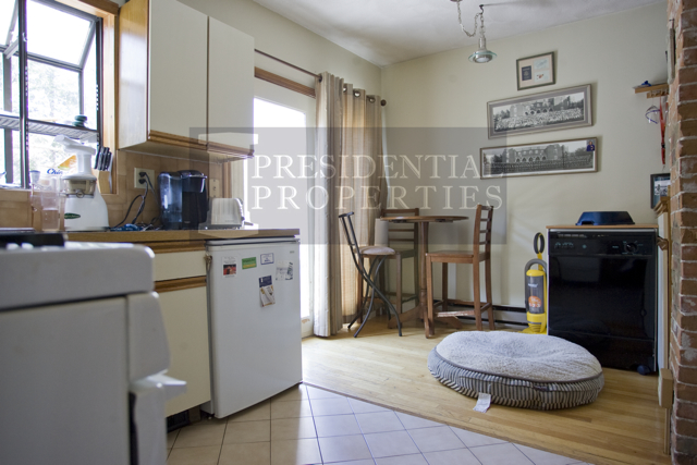 1.5 bed, 1 bath apartment for rent at 11 Ludlow St Unit 0, Charlestown — photo 4 of 16