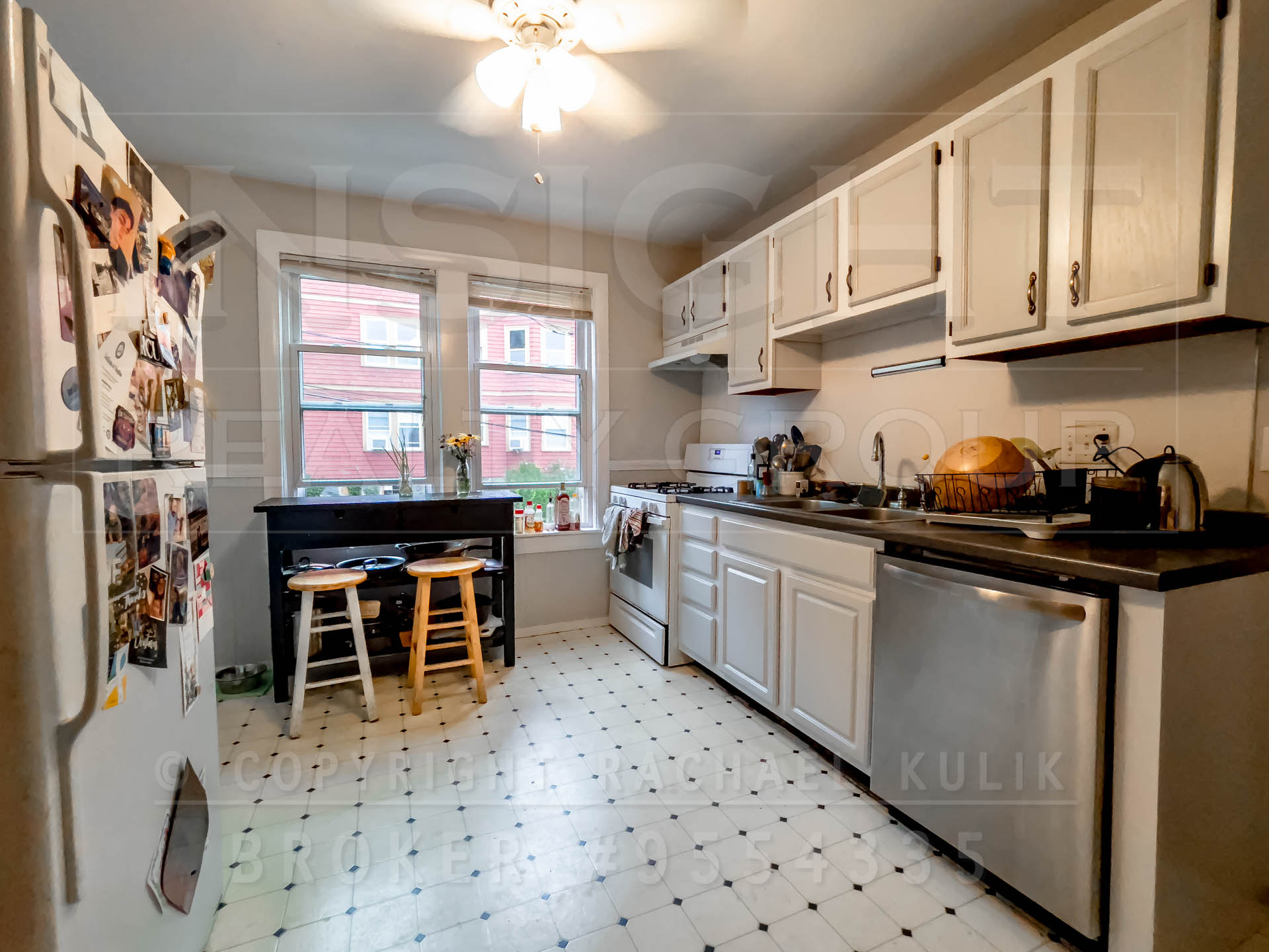 3 bed, 1 bath apartment for rent at 26 St Rose St Unit 2, Jamaica Plain — photo 4 of 20