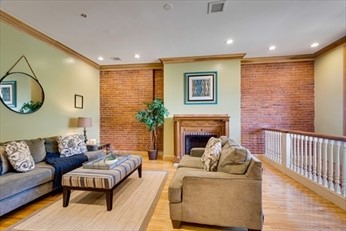 3 bed, 2 bath apartment for rent at 48 Moreland St Unit 3, Roxbury — photo 8 of 19