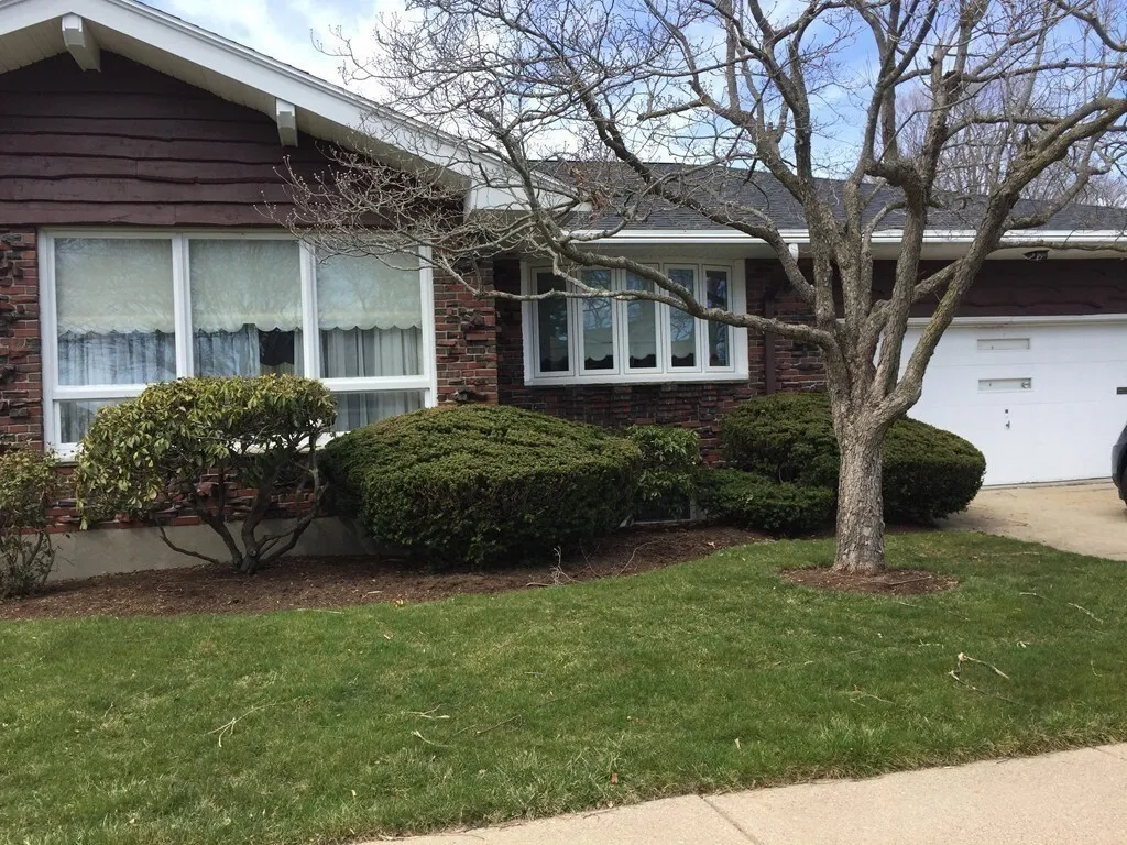 5 bed, 3.5 bath apartment for rent at 20 Mossdale Rd Unit house, Jamaica Plain — photo 32 of 32