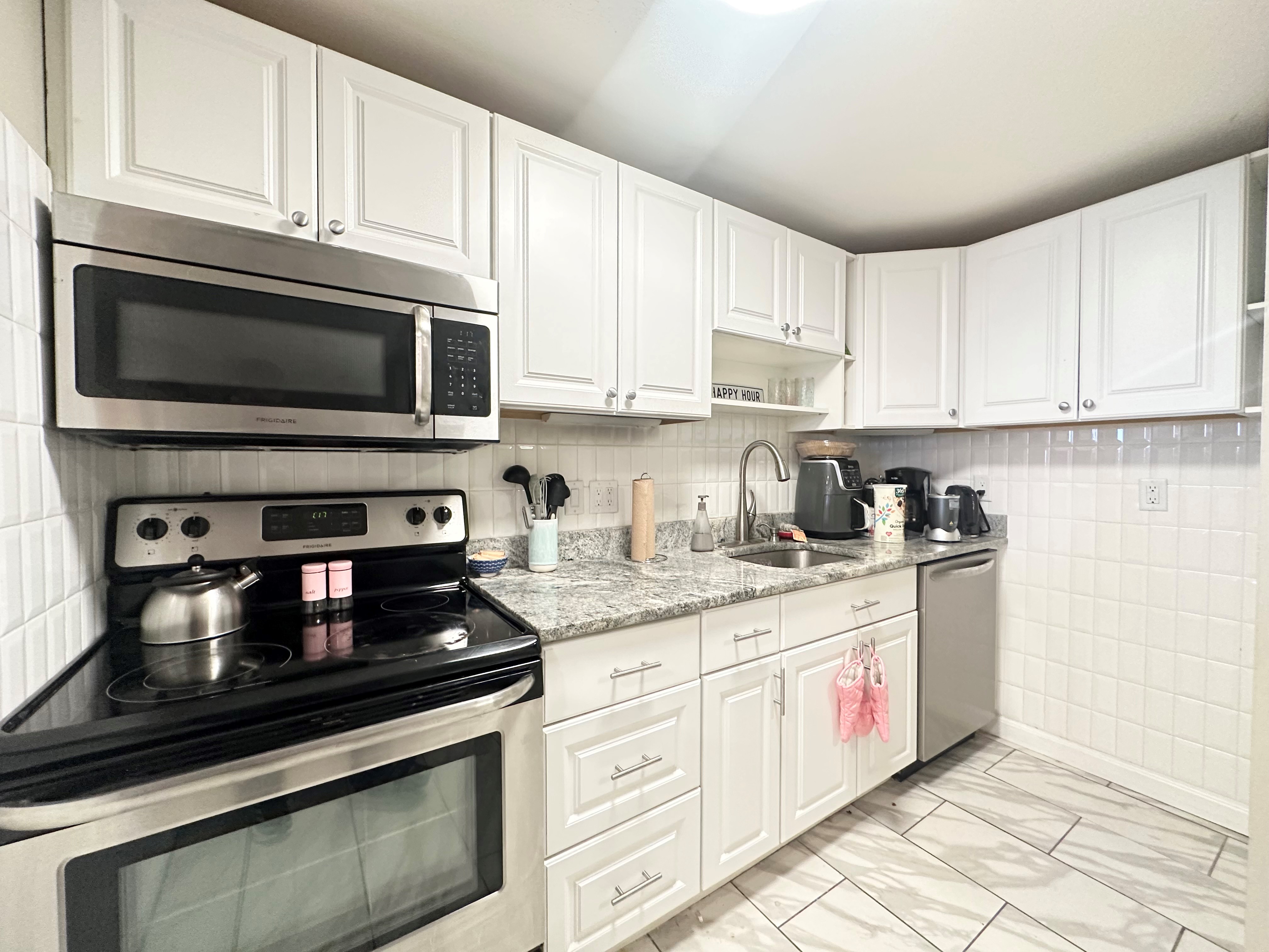 2 bed, 1 bath apartment for rent at 307-309 North St Unit 1, North End — photo 7 of 26