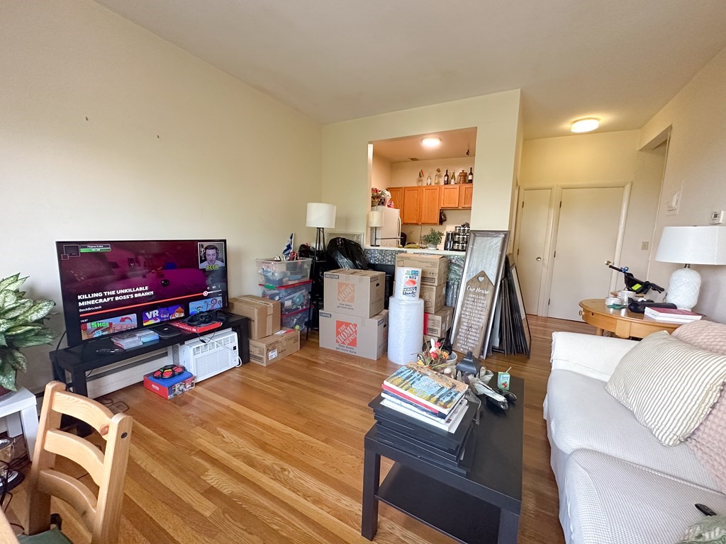 2 bed, 1 bath apartment for rent at 1242 Commonwealth Ave Unit 41, Allston — photo 4 of 7