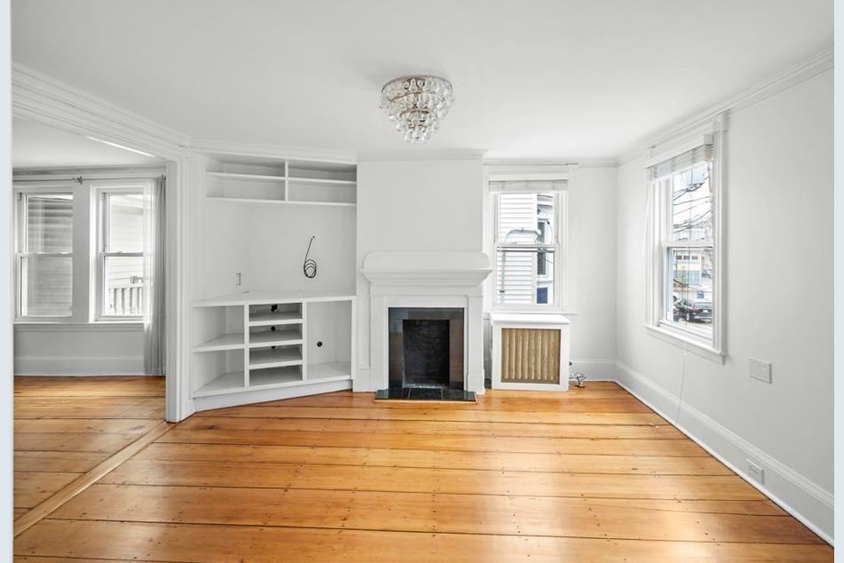3 bed, 2 bath apartment for rent at 13 Walker St Unit 3, Back Bay — photo 2 of 10