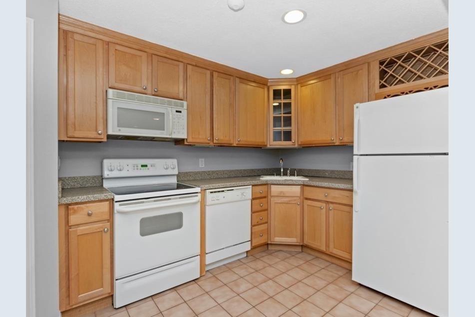 1 bed, 1 bath apartment for rent at 70 Warren Ave Unit 6, Allston — photo 4 of 6