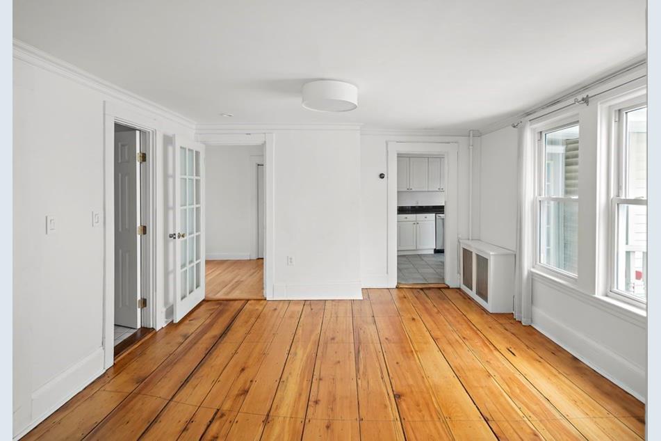3 bed, 2 bath apartment for rent at 13 Walker St Unit 3, Back Bay — photo 9 of 10
