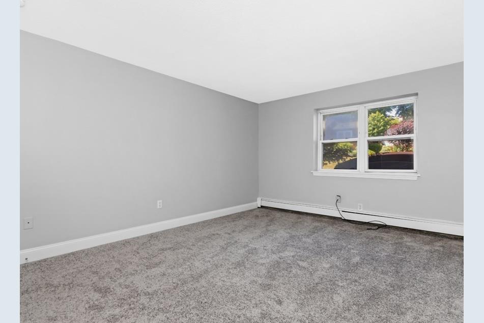 1 bed, 1 bath apartment for rent at 70 Warren Ave Unit 6, Allston — photo 5 of 6