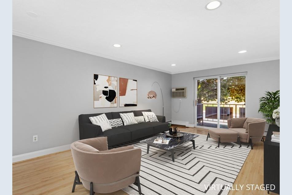 1 bed, 1 bath apartment for rent at 70 Warren Ave Unit 6, Allston — photo 2 of 6