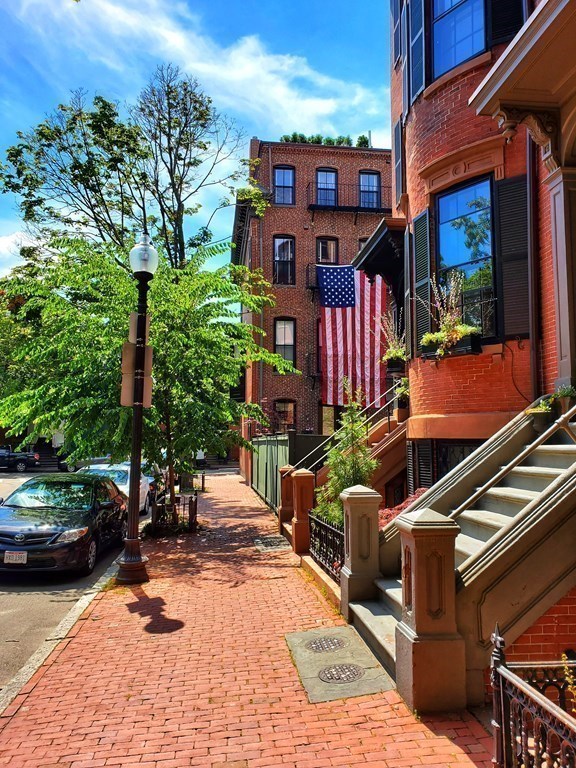 1 bed, 1 bath apartment for rent at 77 Montgomery St Unit 2, South End — photo 8 of 9