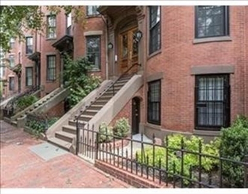 1 bed, 1 bath apartment for rent at 121 Pembroke St Unit 2, South End — photo 5 of 8