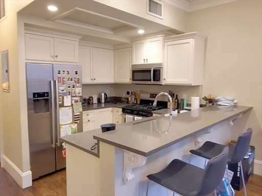 1 bed, 1 bath apartment for rent at 121 Pembroke St Unit 2, South End — photo 3 of 8