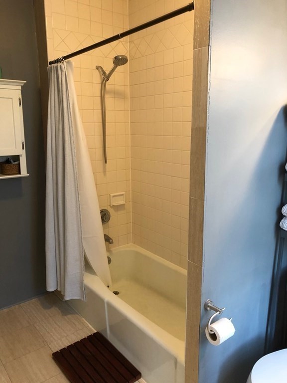 1 bed, 1 bath apartment for rent at 77 Montgomery St Unit 2, South End — photo 4 of 9