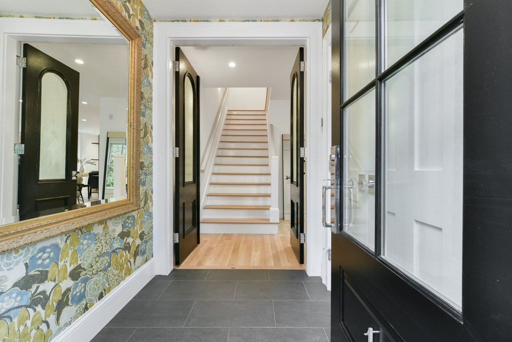 15 Pleasant St, Riverside