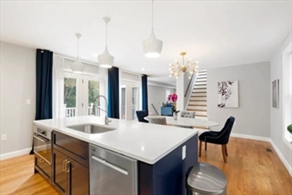 3 bed, 3 bath apartment for rent at 62 Perrin St Unit 2, Roxbury — photo 2 of 15