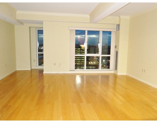 2 bed, 2 bath apartment for rent at 1 Nassau St Unit 1607, Midtown — photo 19 of 21