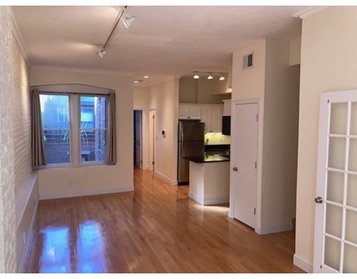 2 bed, 1 bath apartment for rent at 53 Garden St Unit 5, Beacon Hill — photo 25 of 30