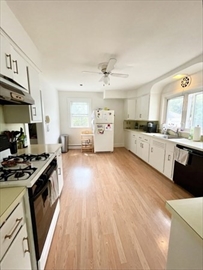 4 bed, 2.5 bath apartment for rent at 41 Wessex Rd Unit 0, Newton Centre — photo 3 of 9