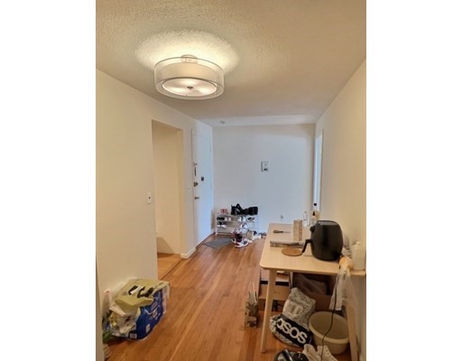3 bed, 1 bath apartment for rent at 1139 Commonwealth Ave Unit 31, Allston