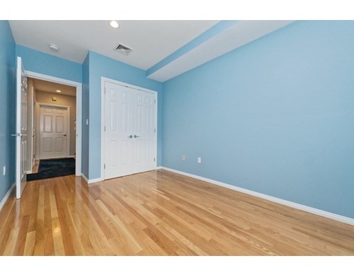 3 bed, 2.5 bath apartment for rent at 25 Union Park Unit 0, South End — photo 1 of 21