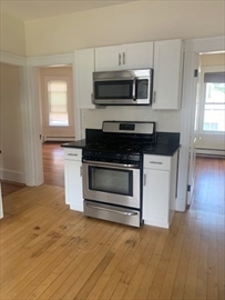 2 bed, 1 bath apartment for rent at 62 Warren Ave Unit 2, Milton — photo 3 of 5