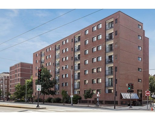 3 bed, 2 bath apartment for rent at 1600 Massachusetts Ave Unit 301, Harvard Square