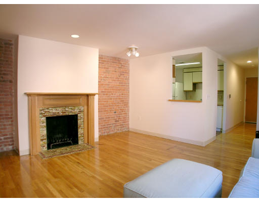 2 bed, 1 bath apartment for rent at 87 Gainsborough St Unit 306, Fenway — photo 1 of 6