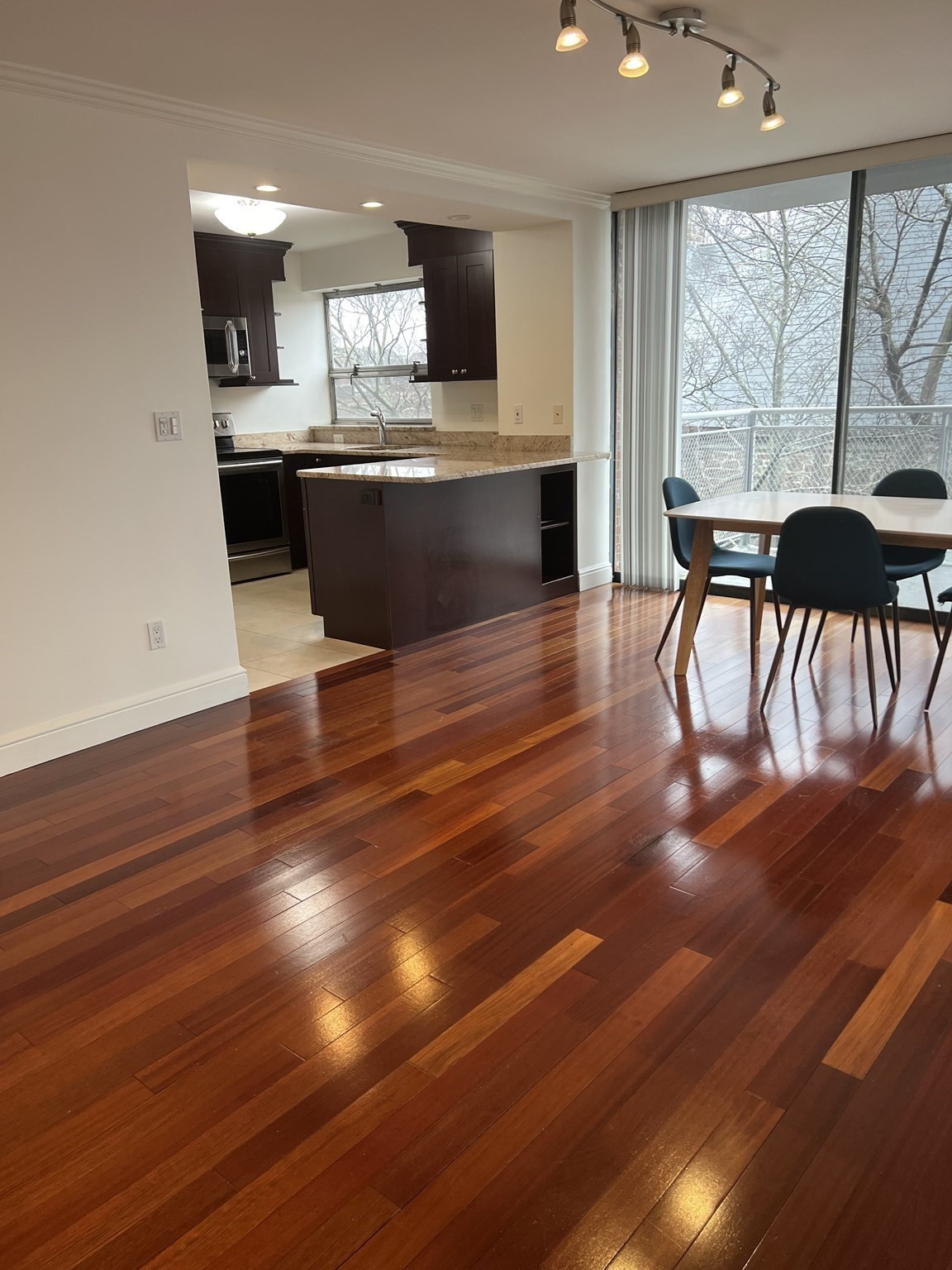 2.5 bed, 2 bath apartment for rent at 70 Park St Unit 65, Griggs Park