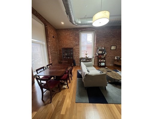2 bed, 2 bath apartment for rent at 125 B St Unit 2B, South Boston — photo 1 of 11