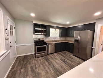 2 bed, 1.5 bath apartment for rent at 35 Leonard St Unit 0, Dedham — photo 3 of 21