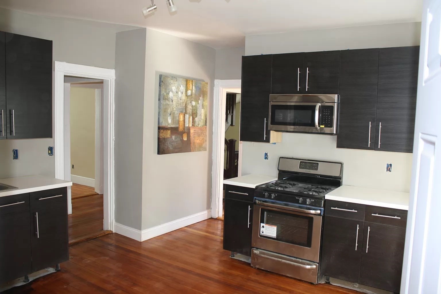 3 bed, 1 bath apartment for rent at 801 Blue Hill Ave Unit 2, Dorchester — photo 3 of 4