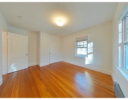 3 bed, 1.5 bath apartment for rent at 44 Madison Ave Unit 2, Newton — photo 10 of 16