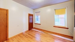 3 bed, 1 bath apartment for rent at 23 Castlegte Rd Unit 3, Dorchester — photo 10 of 10