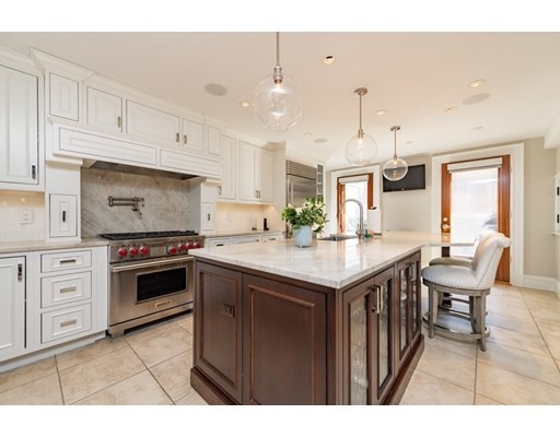 5 bed, 3.5 bath apartment for rent at 340 Marlborough St Unit 0, Back Bay — photo 11 of 40