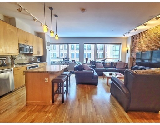 2 bed, 2.5 bath apartment for rent at 99 105 Broad St Unit 7C, Waterfront — photo 12 of 20