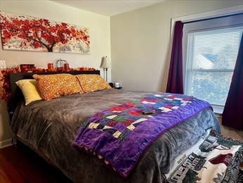 3 bed, 2 bath apartment for rent at 13 Emerson St Unit 2, Newton Centre — photo 14 of 16