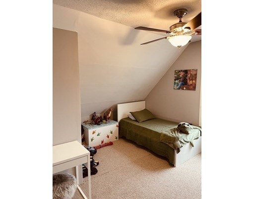 4 bed, 2.5 bath apartment for rent at 1528 Eastern Ave Unit 1, Malden — photo 12 of 40