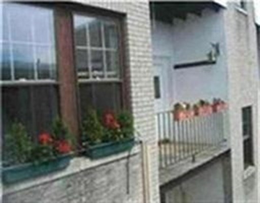 3 bed, 2 bath apartment for rent at 411 Washington St Unit 4, Brookline Village — photo 13 of 15