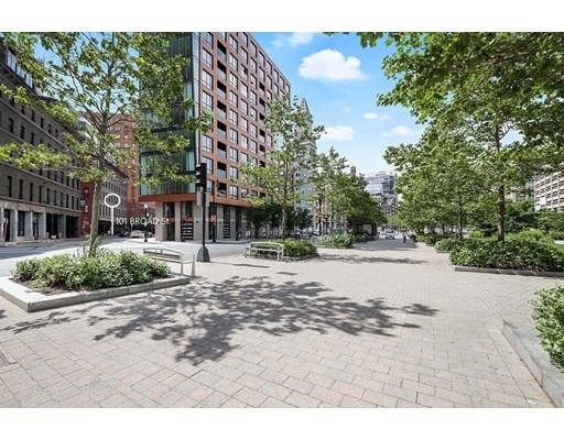 2 bed, 2.5 bath apartment for rent at 99 105 Broad St Unit 7C, Waterfront — photo 13 of 20