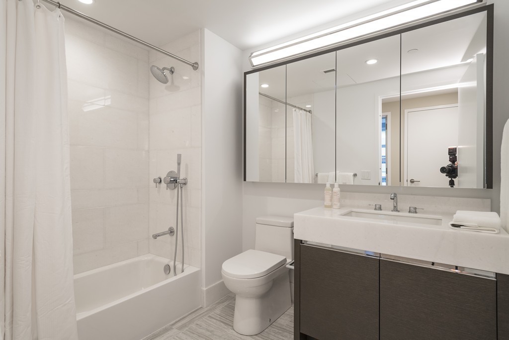 1 bed, 1 bath apartment for rent at 100 Lovejoy Wharf Unit 10P, North End — photo 4 of 7
