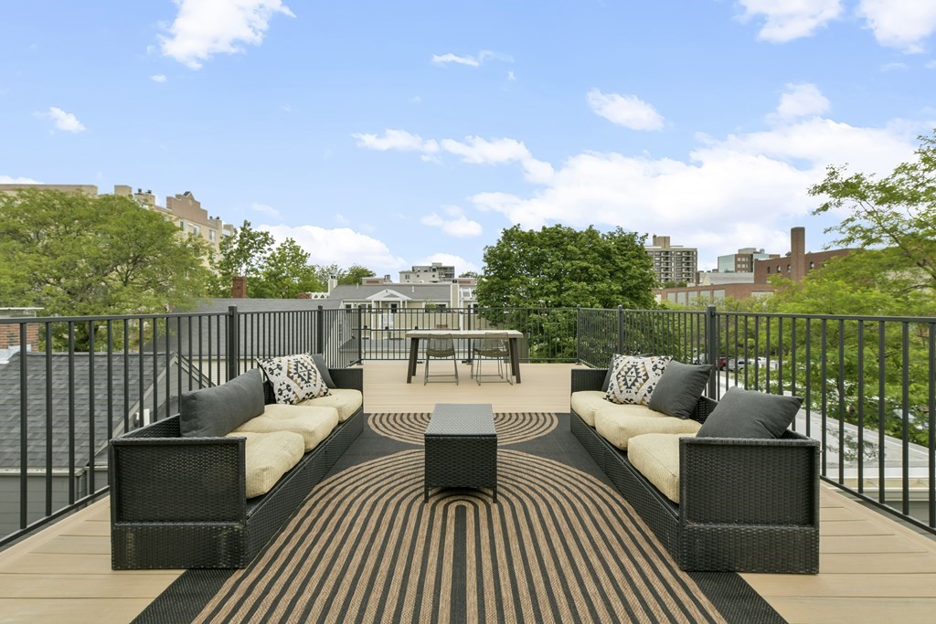 15 Pleasant St, Riverside