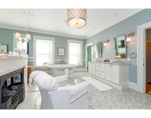 5 bed, 3.5 bath apartment for rent at 340 Marlborough St Unit 0, Back Bay — photo 15 of 40