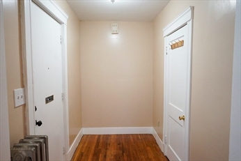 2 bed, 1 bath apartment for rent at 21 Logan St Unit 1, Roxbury — photo 15 of 18