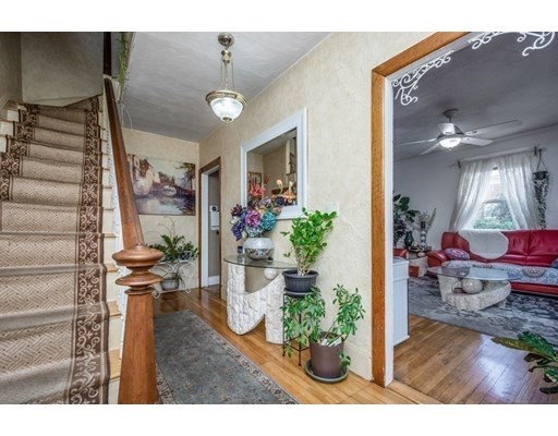 4 bed, 2.5 bath apartment for rent at 1528 Eastern Ave Unit 1, Malden — photo 17 of 40
