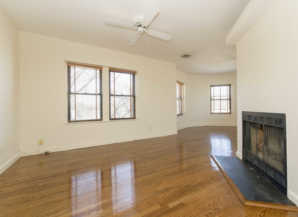 2 bed, 2 bath apartment for rent at 344 Harvard St Unit 3, Coolidge Corner — photo 1 of 8