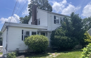 3 bed, 1.5 bath apartment for rent at 32 Border St Unit 1, Dedham — photo 8 of 8