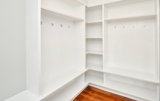2 bed, 1 bath apartment for rent at 117 Blake St Unit 1, Hyde Park — photo 3 of 11